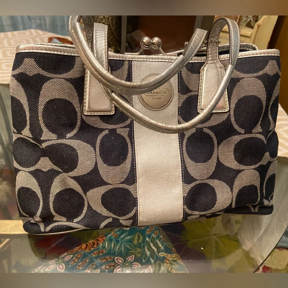 Authentic Coach Denim & Metallic Silver Signature Kisslock Y2K Bag - Picture 2 of 11